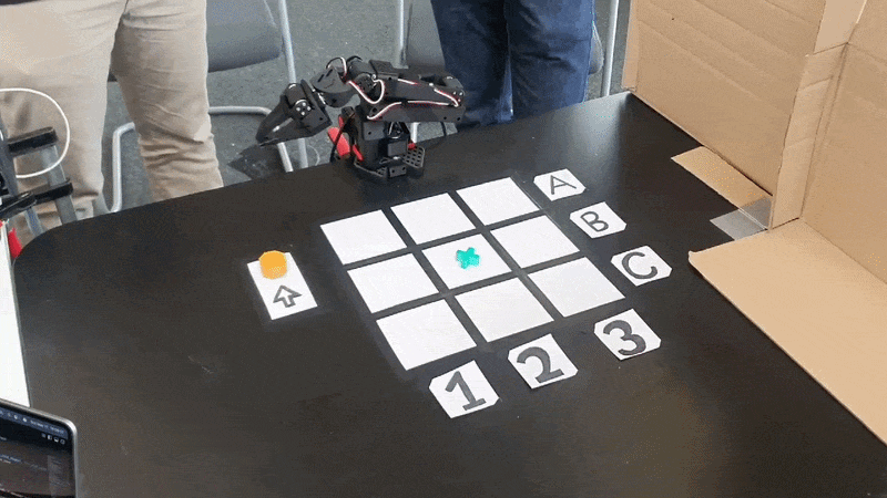 Autonomous tic-tac-toe robot demo